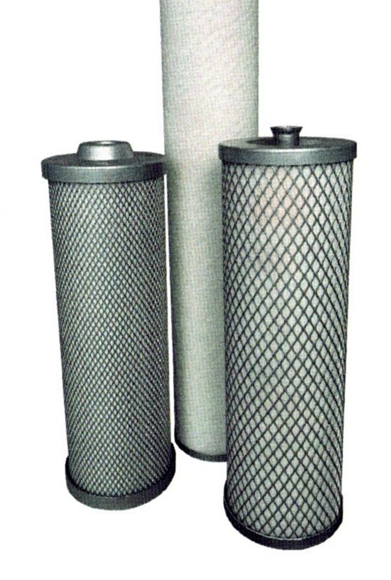 Luft/olje-separatorer med ytre støttenett i metall